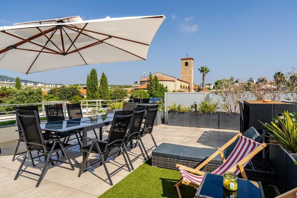 Newly Built With Pool, Walk To The Apartment Antibes
